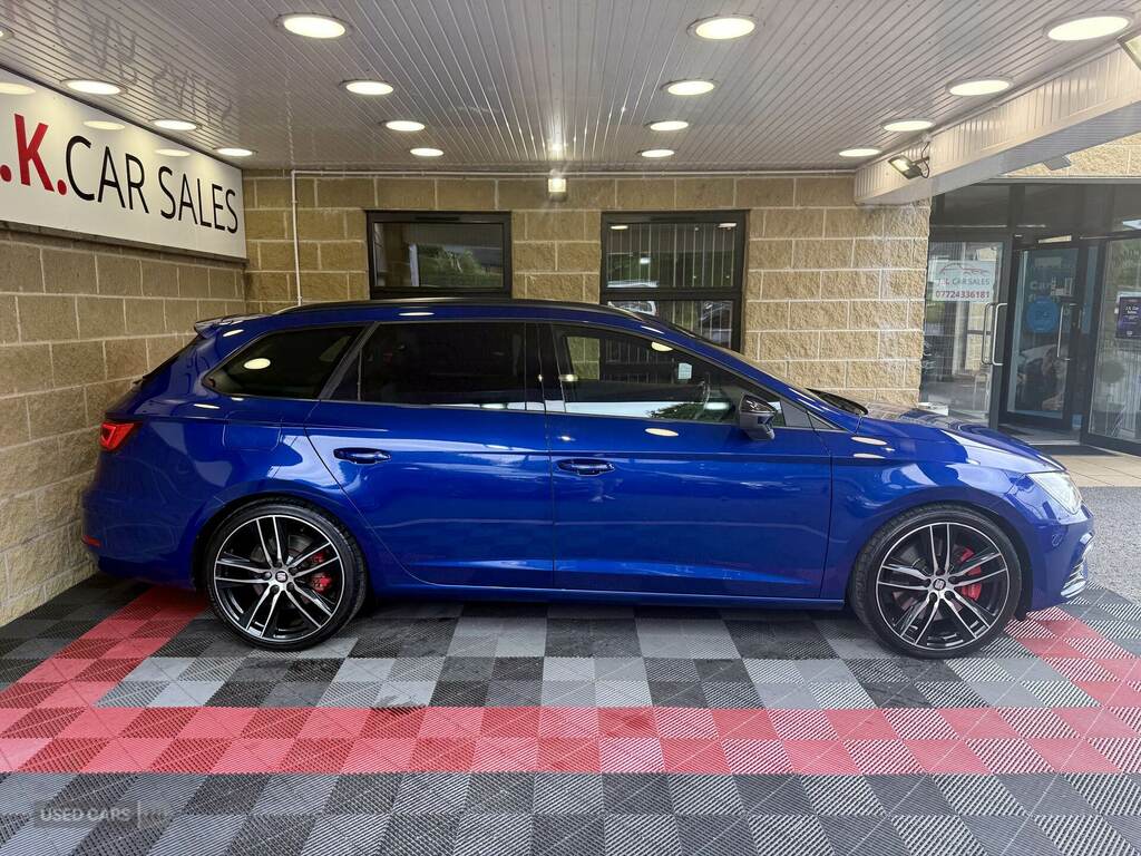 Seat Leon 2.0 Tsi Cupra 300 Dsg 4Drive Blue #3