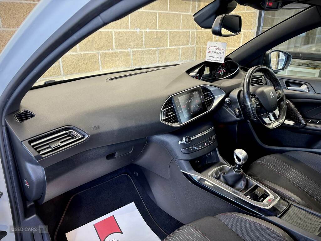 Peugeot 308 Peugeot 308 1.5 Bluehdi 130 Allure Blue #24