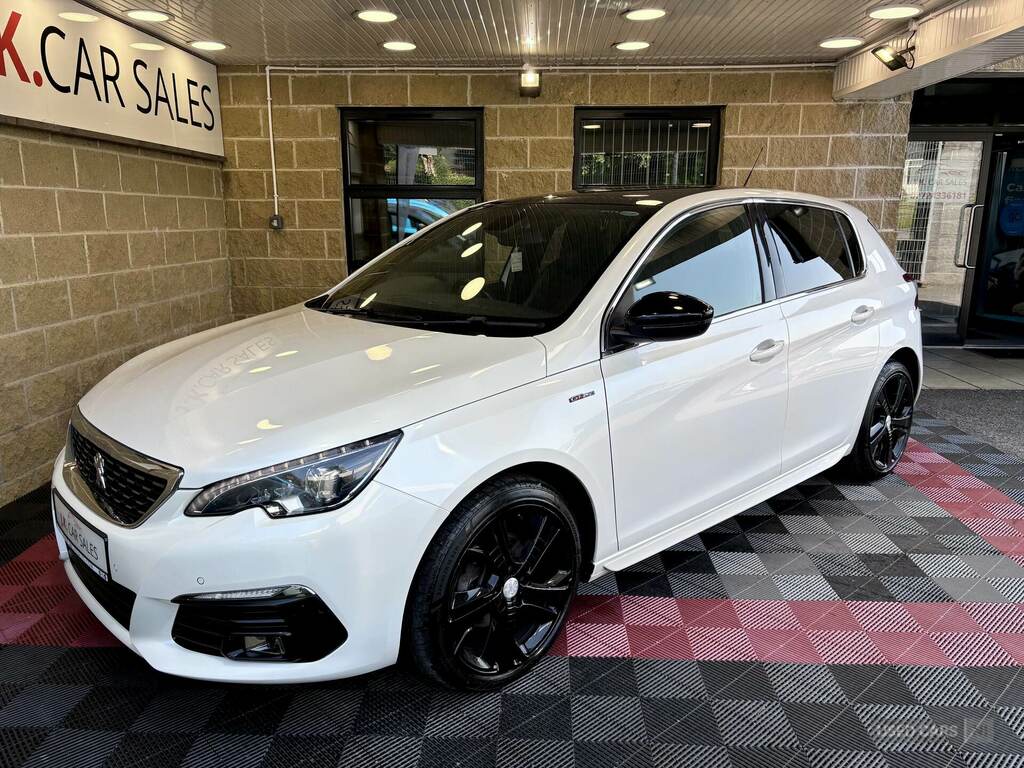 Peugeot 308 1.5 Bluehdi 130 Gt Line White #4