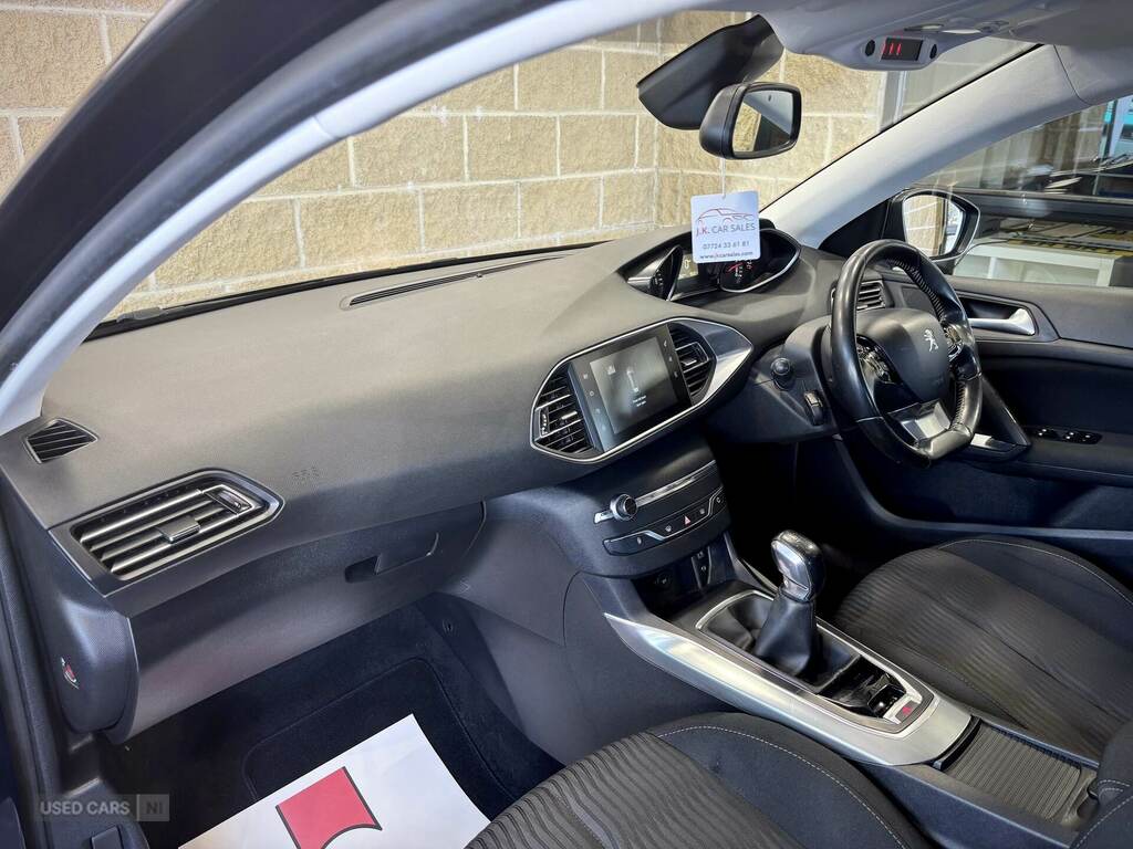 Peugeot 308 Active Blue #25