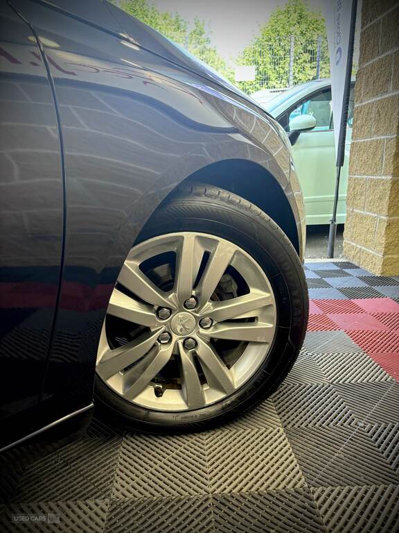 Peugeot 308 Active Blue #10