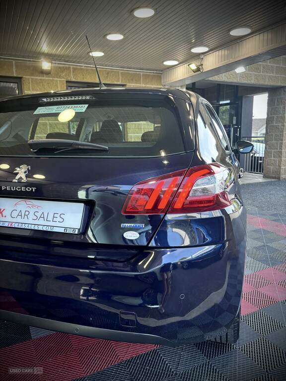 Peugeot 308 Active Blue #9