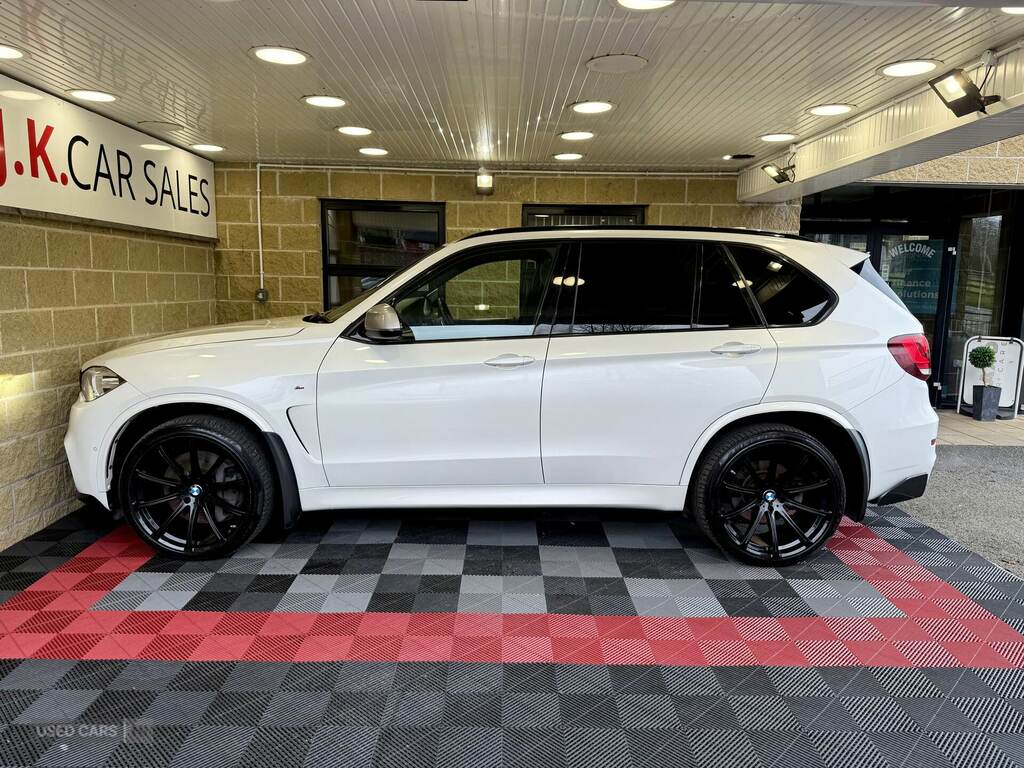 BMW X5 Xdrive M50d 7 Seat White #6