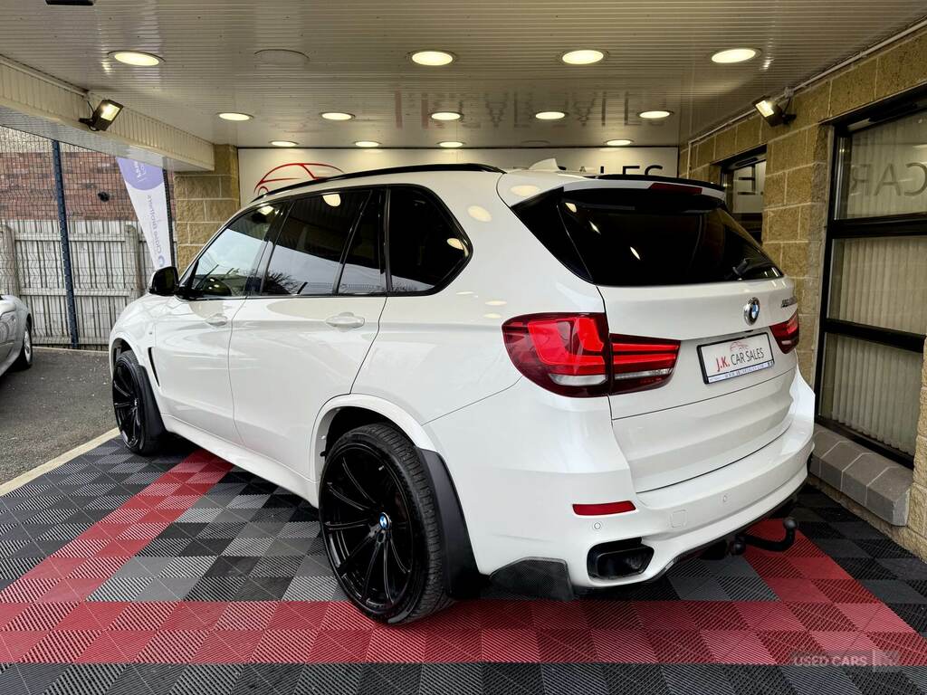 BMW X5 Xdrive M50d 7 Seat White #5