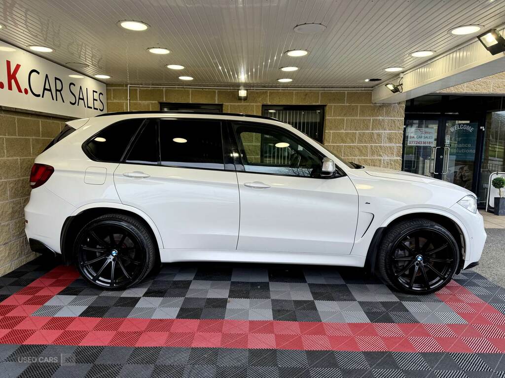 BMW X5 Xdrive M50d 7 Seat White #3