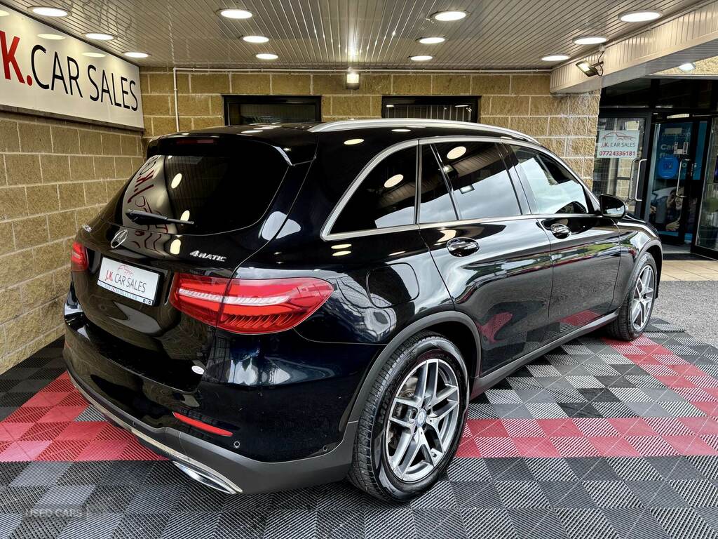 Mercedes-Benz GLC Class Glc 220D 4Matic Amg Line Premium 9G-tronic Black #2