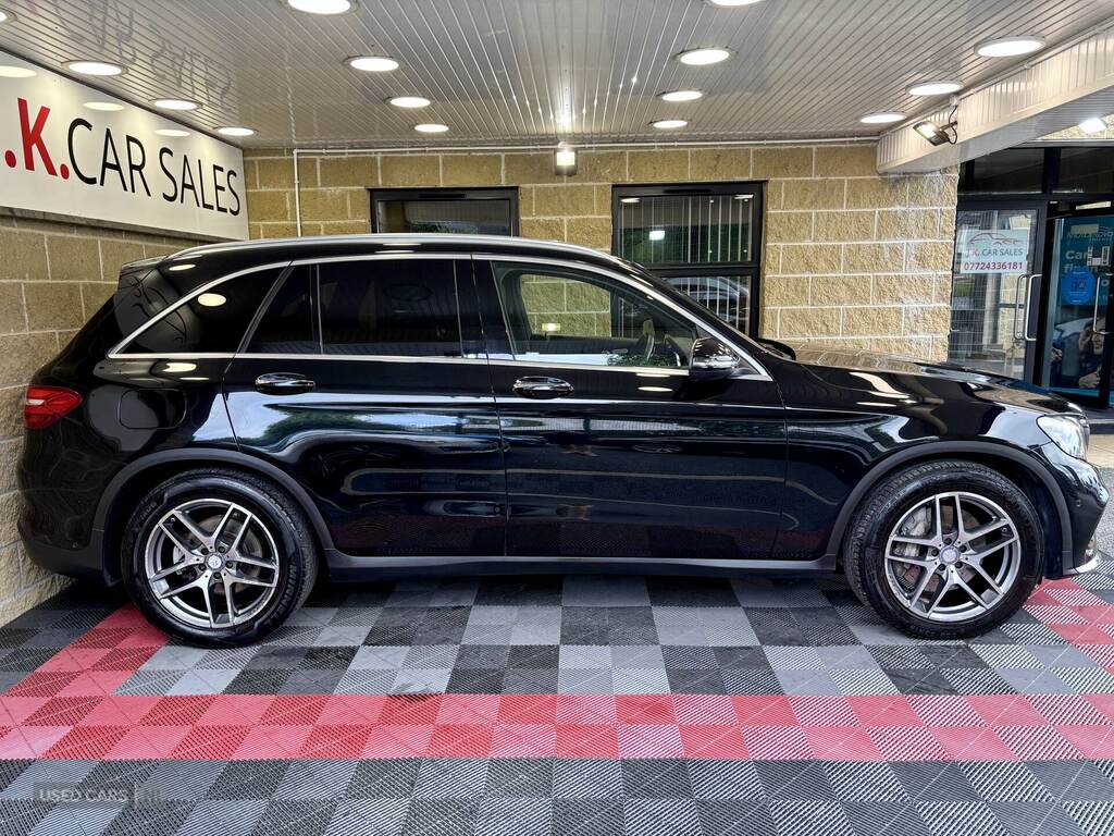 Mercedes-Benz GLC Class Glc 220D 4Matic Amg Line Premium 9G-tronic Black #3
