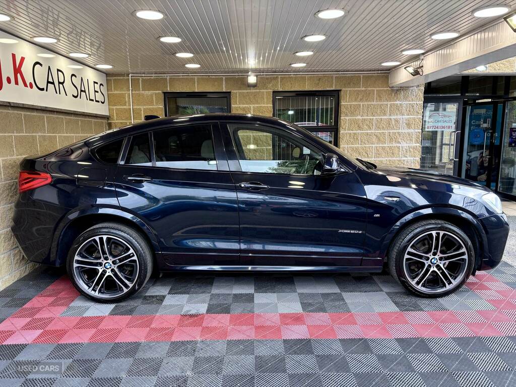 BMW X4 Xdrive20d M Sport Step Black #3