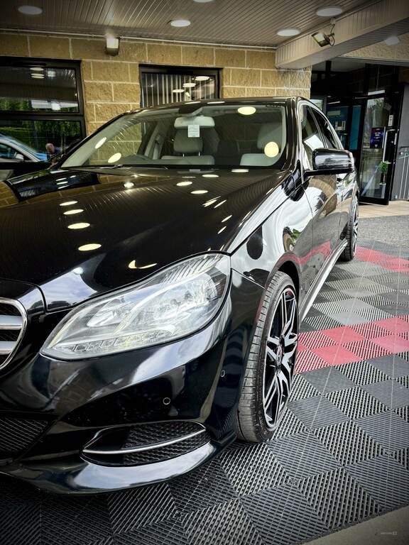 Mercedes-Benz E Class 2.1 Cdi Amg Line Cabriolet G-tronic Euro 5 Ss Blue #9