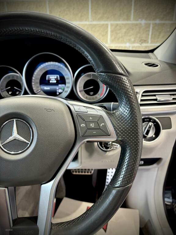 Mercedes-Benz E Class 2.1 Cdi Amg Line Cabriolet G-tronic Euro 5 Ss Blue #18