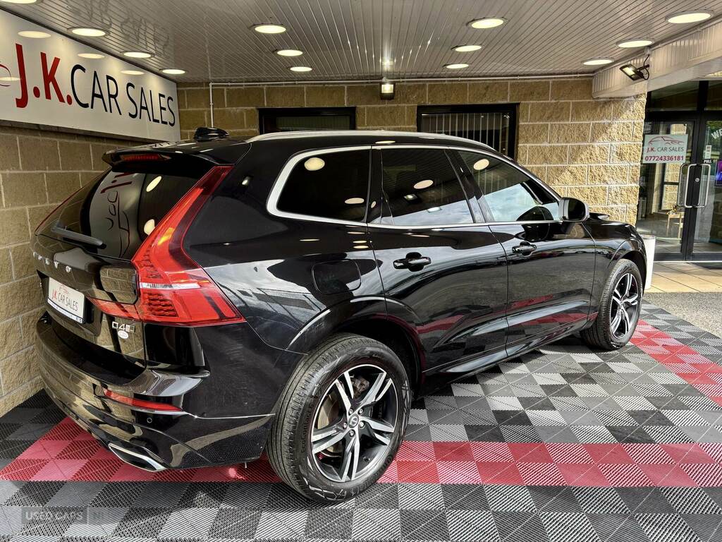 Volvo XC60 2.0 D4 R Design Awd Geartronic Black