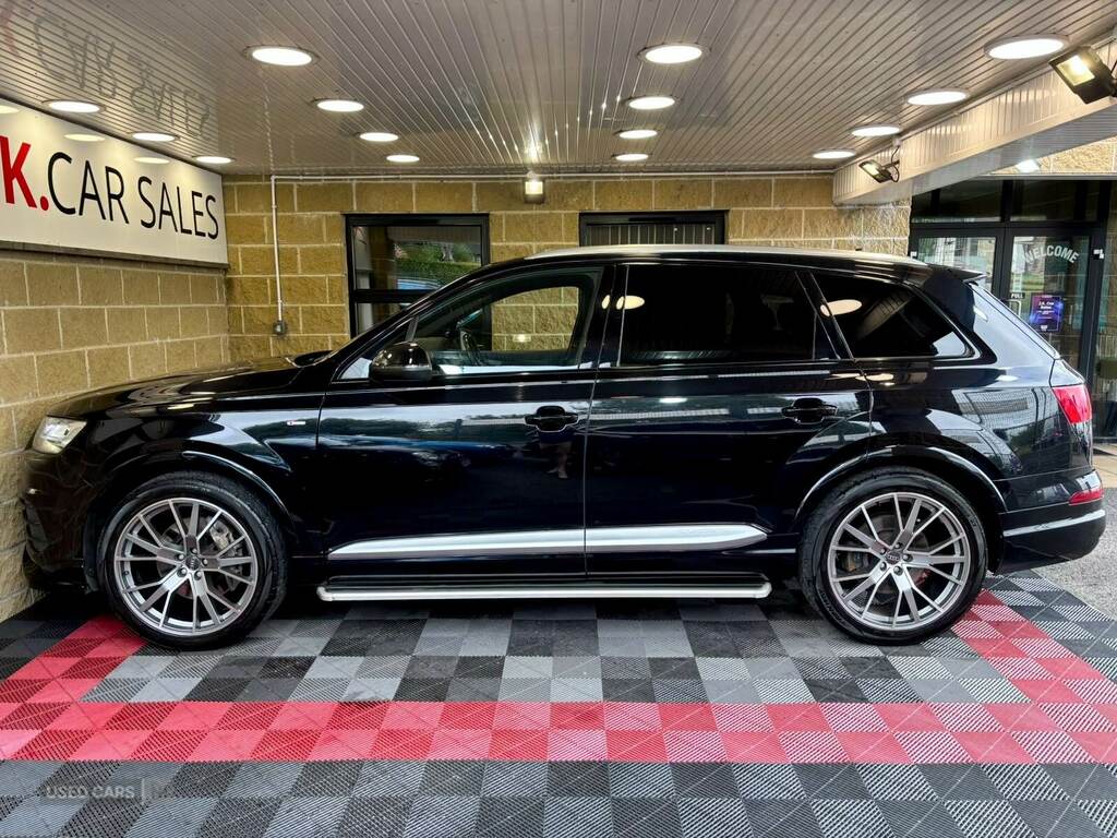 Audi Q7 3.0 Tdi Quattro S Line Tip Black #6