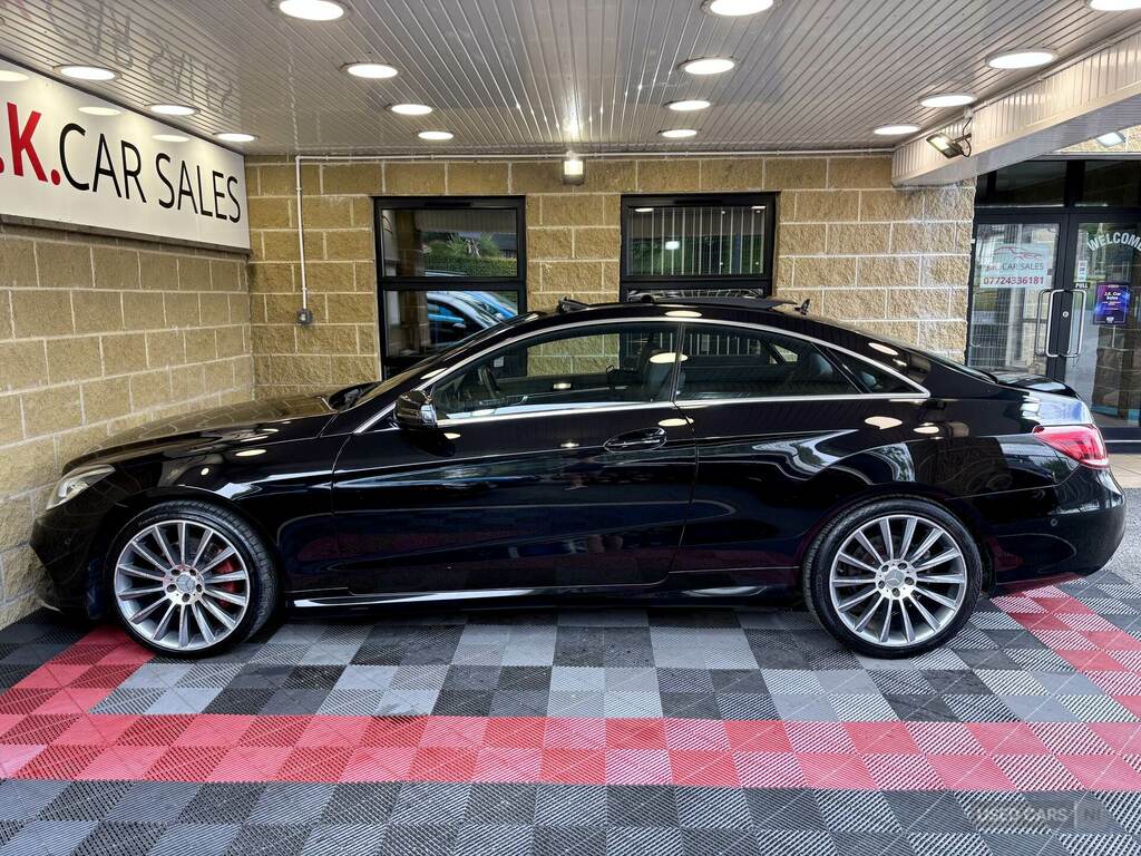 Mercedes-Benz E Class E250 Cdi Amg Sport 7G-tronic Black #4