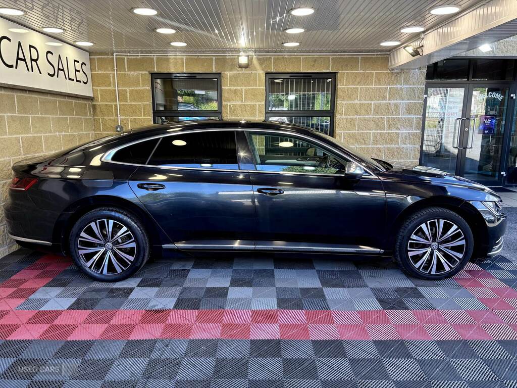 Volkswagen Arteon 2.0 Tdi Elegance Dsg Black #2