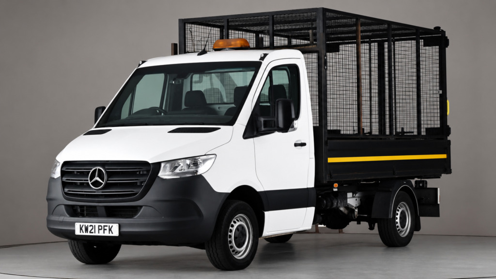 Mercedes-Benz Sprinter 2.0 315 Cdi L2 Caged Tipper White #2
