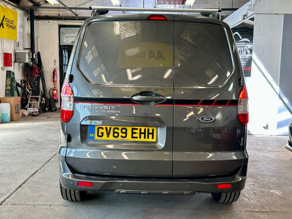 Ford Transit Courier Mpv White #18
