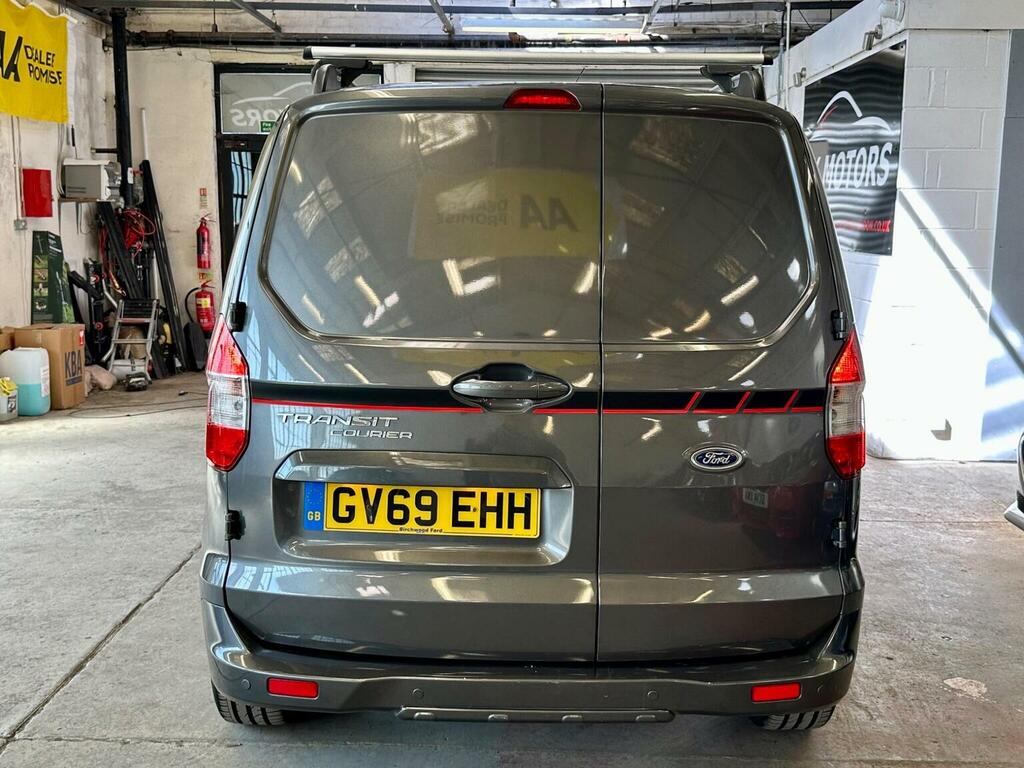 Ford Transit Courier Mpv White #23