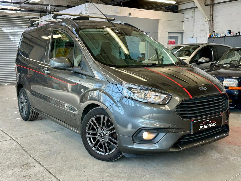 Ford Transit Courier Mpv White #34