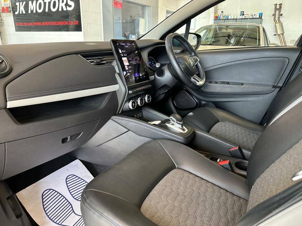 Renault Zoe Hatchback Grey #66
