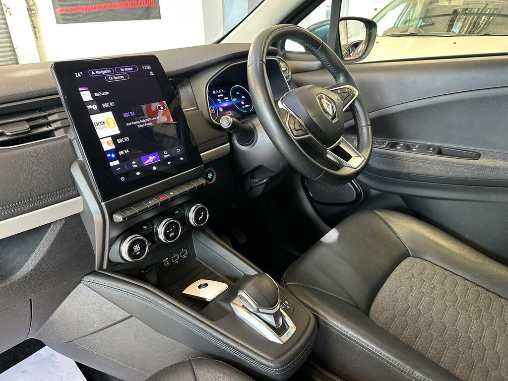 Renault Zoe Hatchback Grey #70