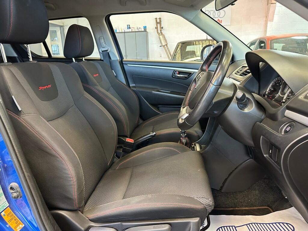 Suzuki Swift Hatchback Black #10