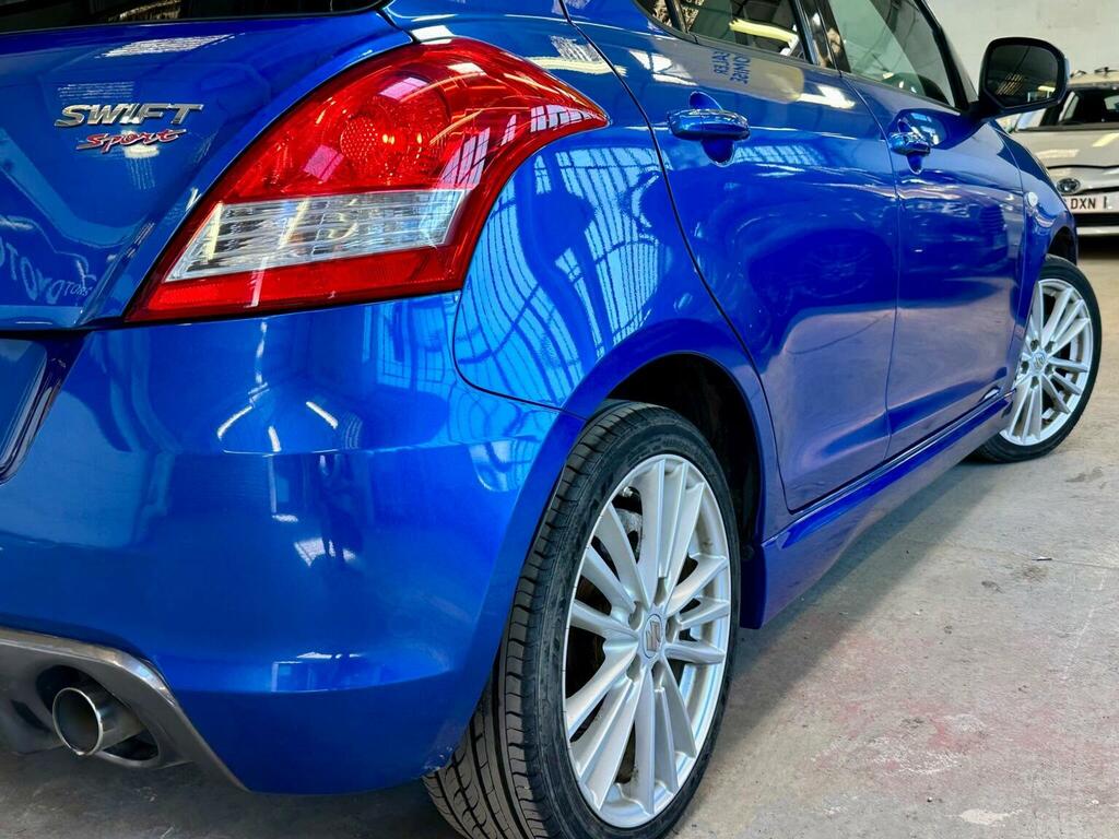 Suzuki Swift Hatchback Black #45