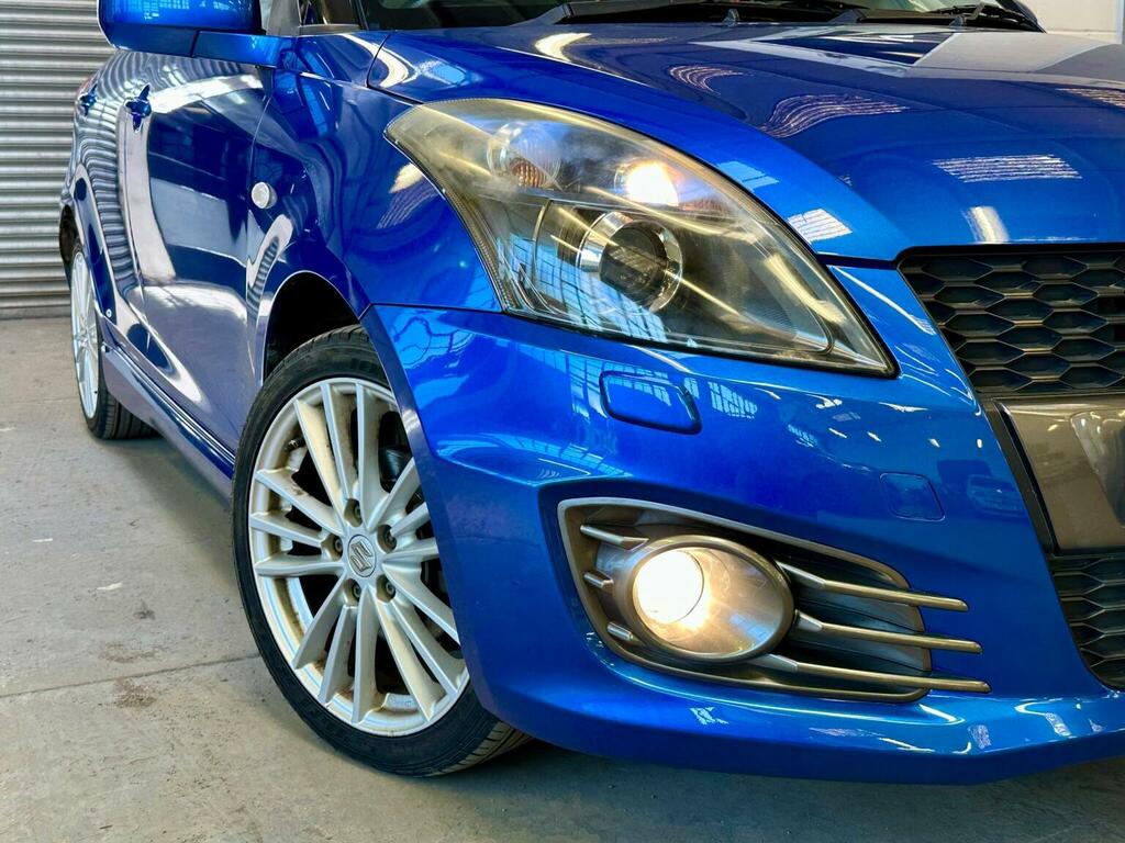 Suzuki Swift Hatchback Black #25