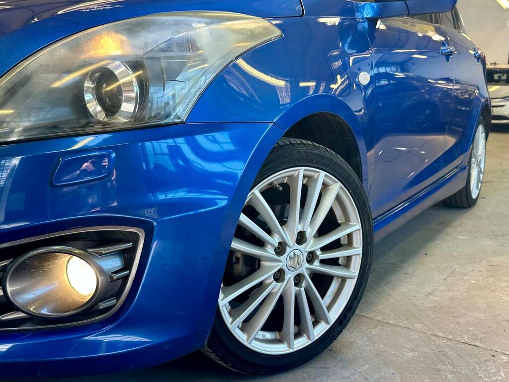 Suzuki Swift Hatchback Black #44