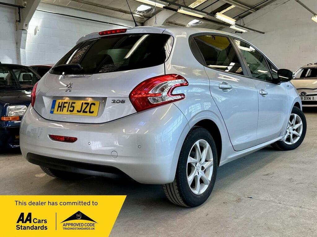 Peugeot 208 1.2 Vti Puretech Style Euro 6 Silver #5