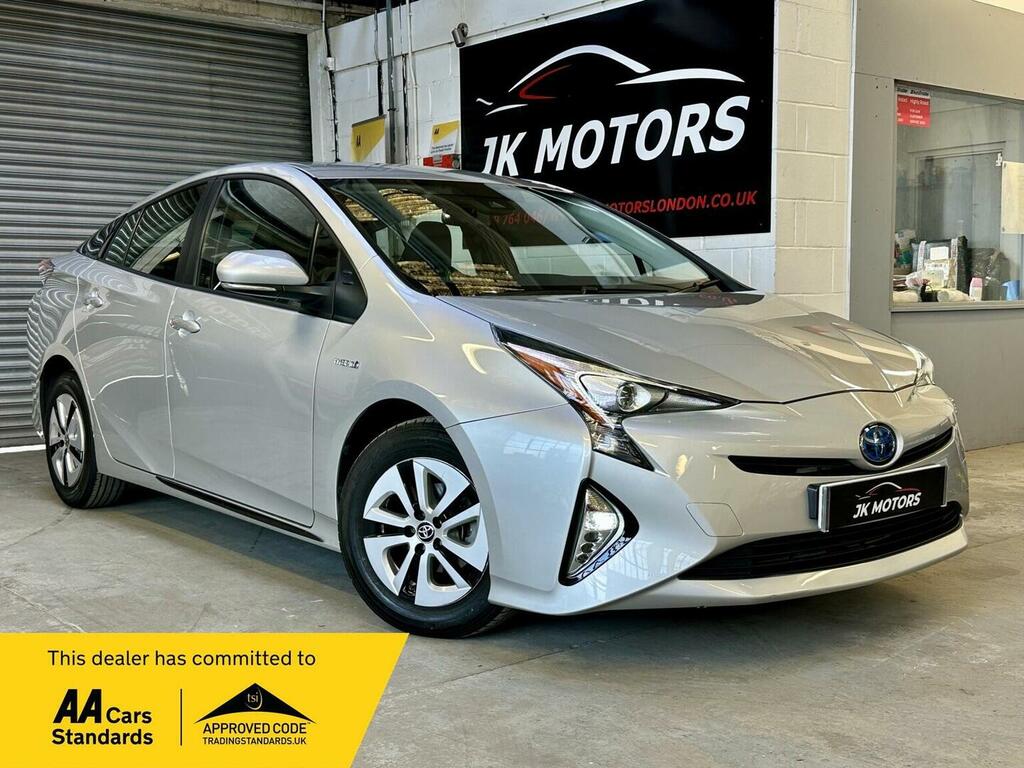 Toyota Prius 1.8 Vvt-h Business Edition Cvt Euro 6 Ss Silver
