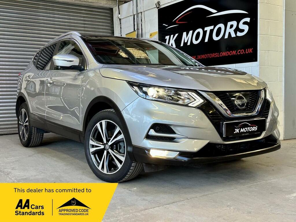 Nissan Qashqai 1.2 Dig-t N-connecta Xtron Euro 6 Ss Silver