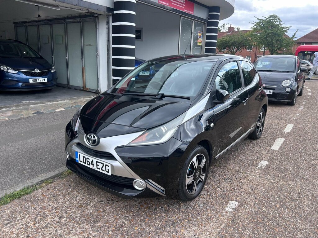 Toyota Aygo 1.0 Vvt-i X-clusiv Euro 5 Euro 5 Black #3