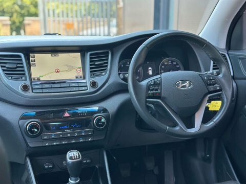 Hyundai Tucson 1.7 Tucson Sport White #4