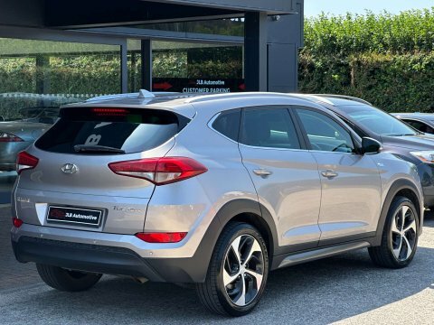 Hyundai Tucson 1.7 Tucson Sport White #6
