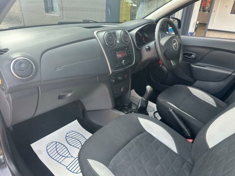 Dacia Sandero Stepway 0.9 Tce Ambiance Start Stop Red #18