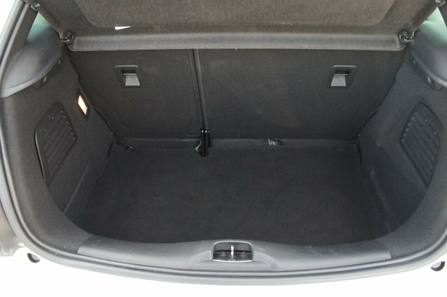 DS DS 3 Puretech Performance Line Hatchback White #5
