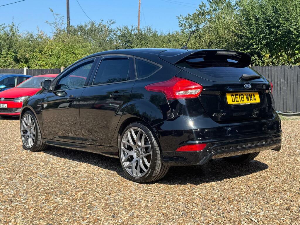 Ford Focus Hatchback 1.0T Ecoboost St-line Euro 6 Ss DE18WWA Black #4