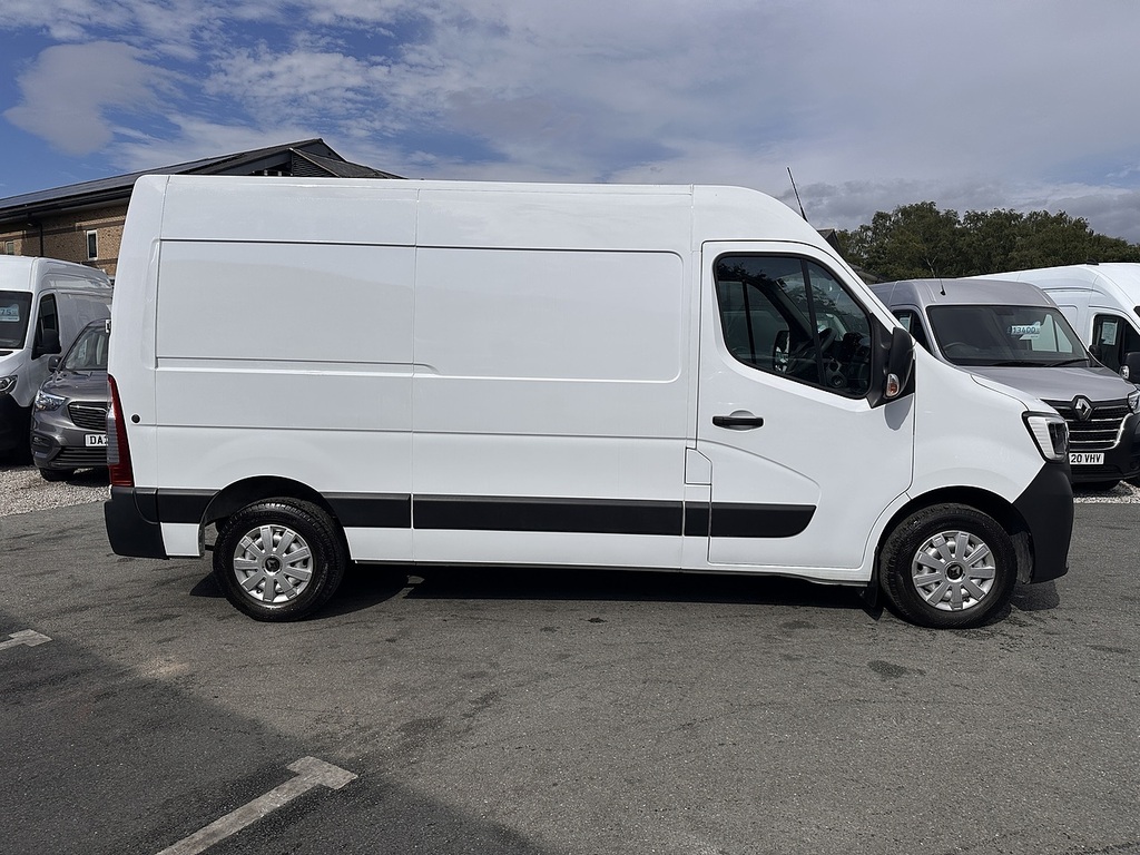 Renault Master Dci 33 Business L2h2 Euro 6 135Ps Ac 2021 U2642 RV71VDF White #4