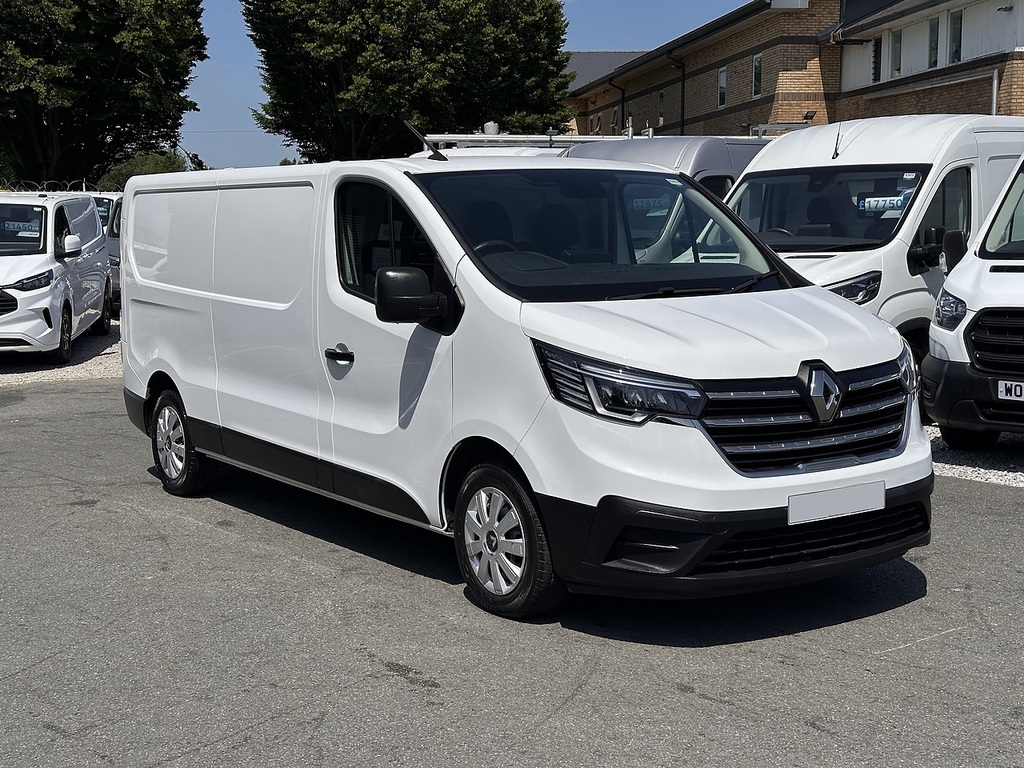 Renault Trafic Dci Blue Ll30 Advance L2h1 Euro 6 130Ps Ac 2023 U FD23TBU White #3
