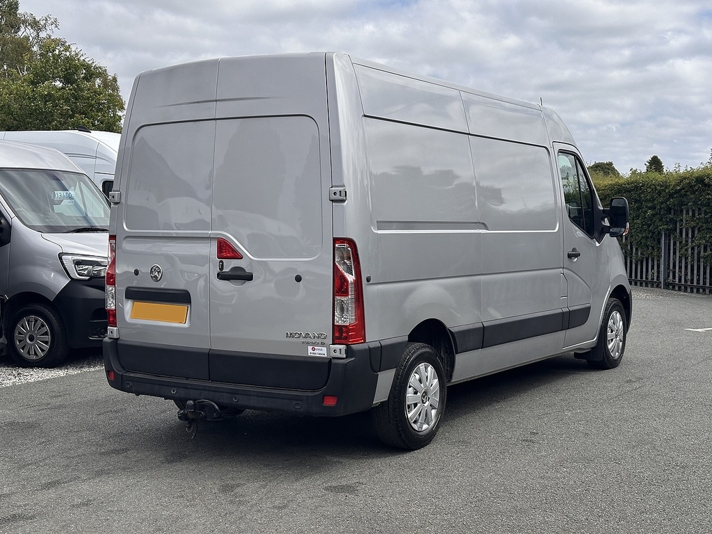 Vauxhall Movano Cdti 3500 Biturbo Edition L2h2 Euro 6 135Ps Ac 202 BF20WFX Silver #6