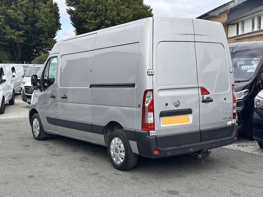 Vauxhall Movano Cdti 3500 Biturbo Edition L2h2 Euro 6 135Ps Ac 202 BF20WFX Silver #5