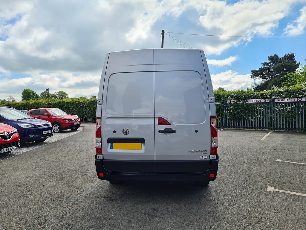 Vauxhall Movano 2.3L Null White #11