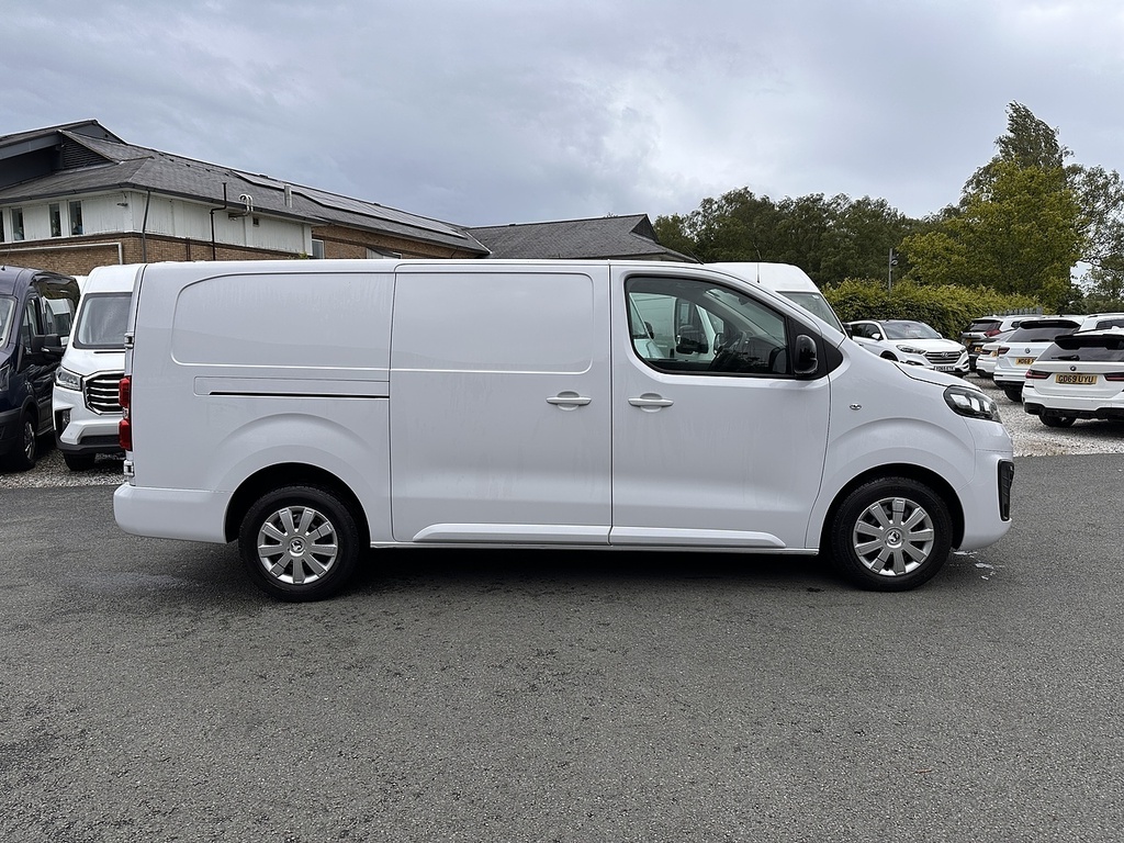 Vauxhall Vivaro Turbo D 2900 Pro L2h1 Euro 6 2023 U2862 Ulez White #4