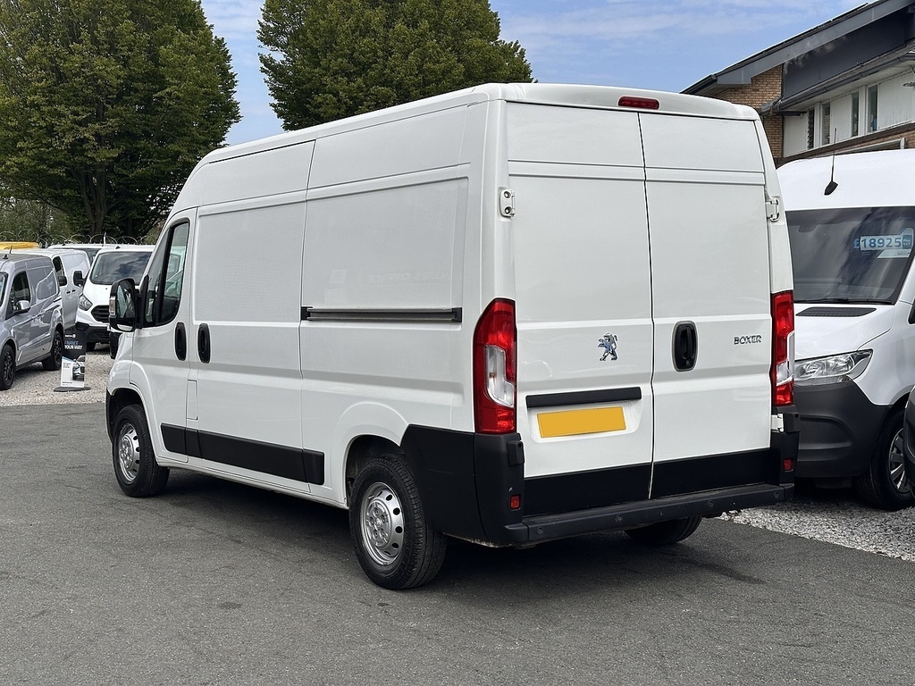 Peugeot Boxer Bluehdi 335 Professional Premium L2h2 Euro 6 140 White #6