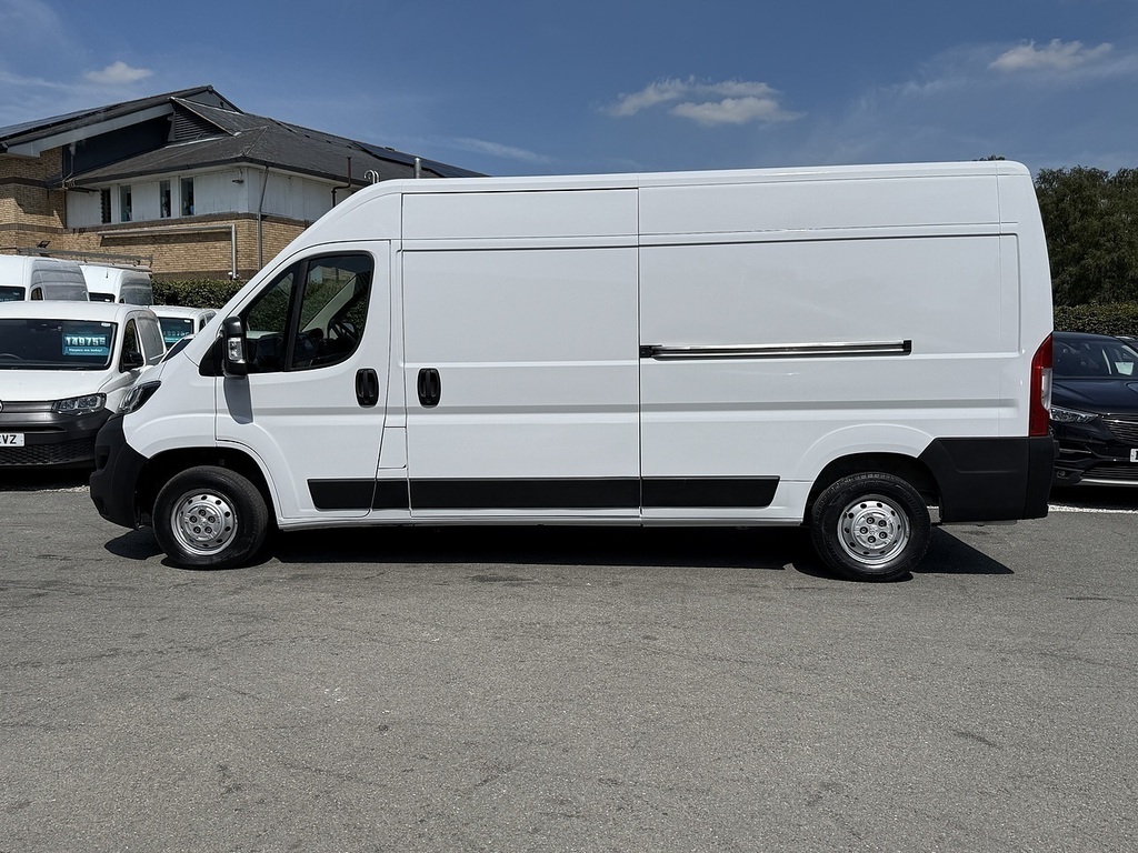 Peugeot Boxer Bluehdi 335 Professional Premium L3h2 Euro 6 140 White #5