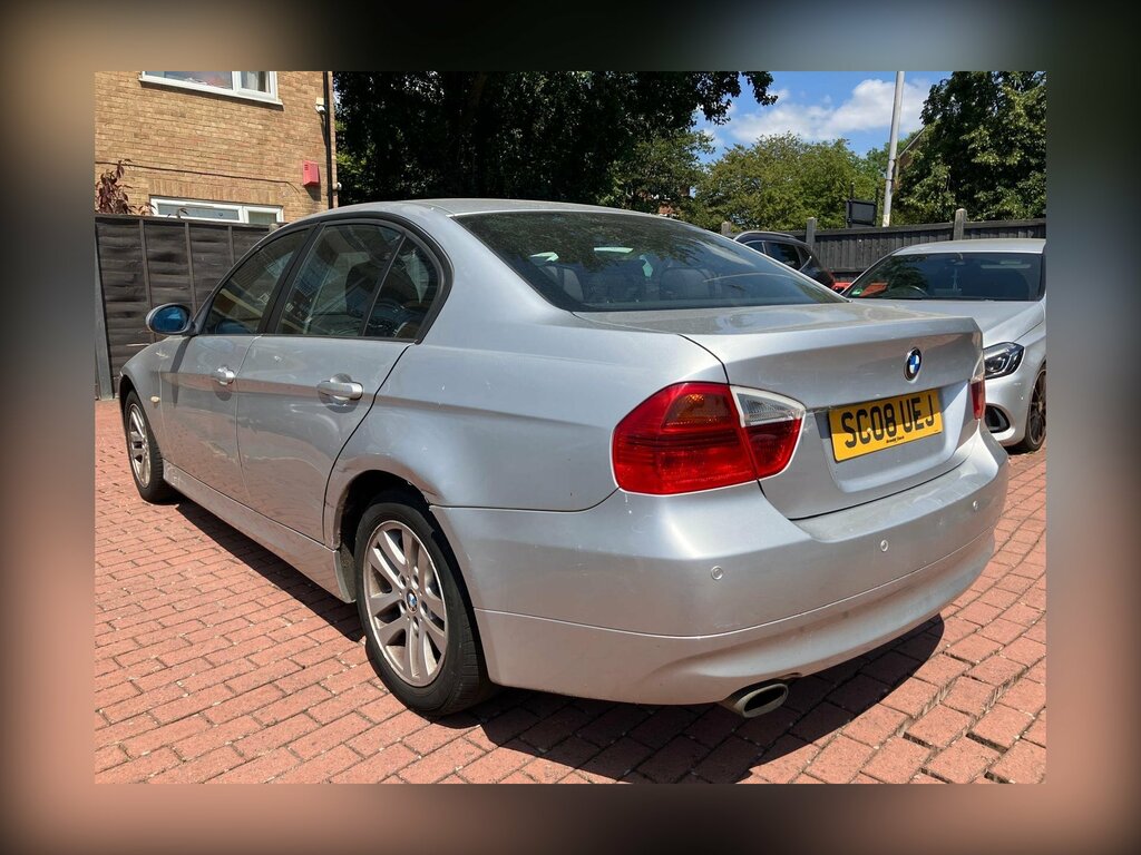 BMW 3 Series 2008 2.0 320D Se Black #3