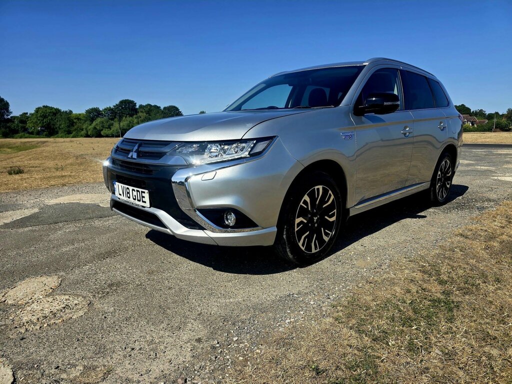 Mitsubishi Outlander 2.0H 12Kwh 4H Cvt 4Wd Euro 6 Ss Silver #3