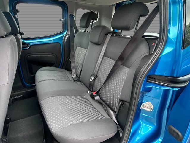 Peugeot Bipper Tepee Panel Van 1.4 Hdi 8V S Class II Panel Van 201 Red #8
