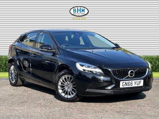 Volvo V40 2016 2.0 D2 Momentum Hatchback E Black