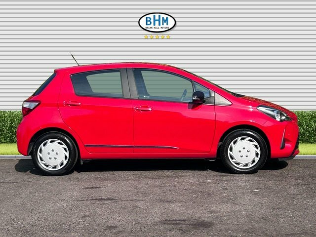 Toyota Yaris 2018 1.0 Vvt-i Active Hatchback Red #2